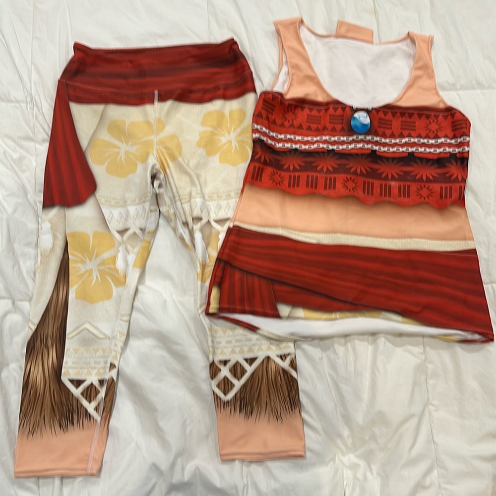 Sunday morning activewear Moana themed running set